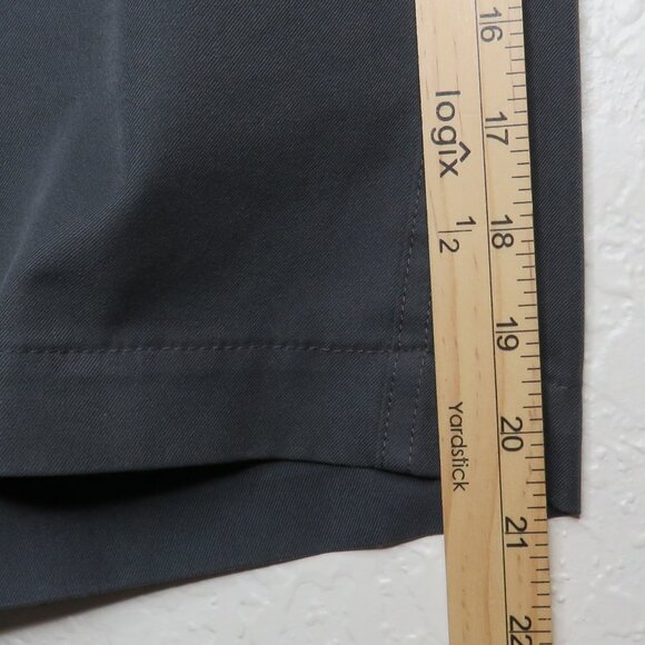 PGA Tour* Men's 1.5" Belt Loop Multipocketed Charcoal Gray Golf Shorts~ Size 40W - Picture 10 of 10